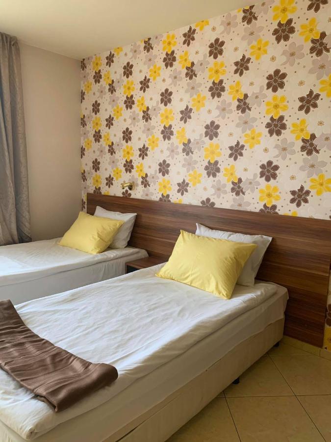 Семеен хотел Брилянс - Family Hotel Brilliance Варна Екстер'єр фото