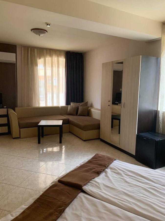 Семеен хотел Брилянс - Family Hotel Brilliance Варна Екстер'єр фото